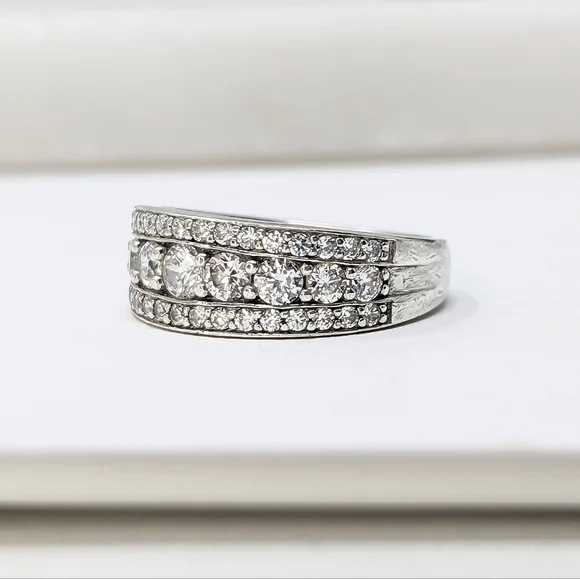 Sterling silver 925 wide band simulated faux diamond round ring vintage - Picture 7 of 7